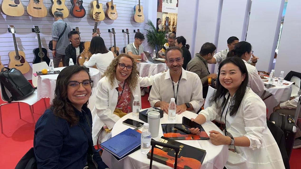 江蘇鳳靈樂器有限公司