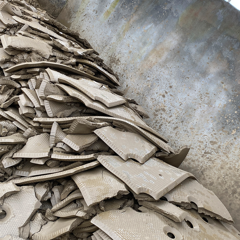 壓濾機(jī)-泥餅-圖片 壓濾機(jī)-泥餅-圖片